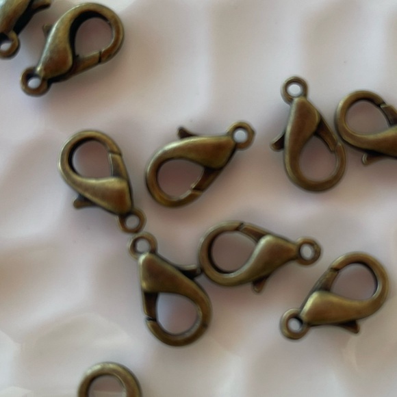 13 Lobster Claw Clasps 12mm in Antique Brass Tone for Jewelry Craft Making - Picture 2 of 5